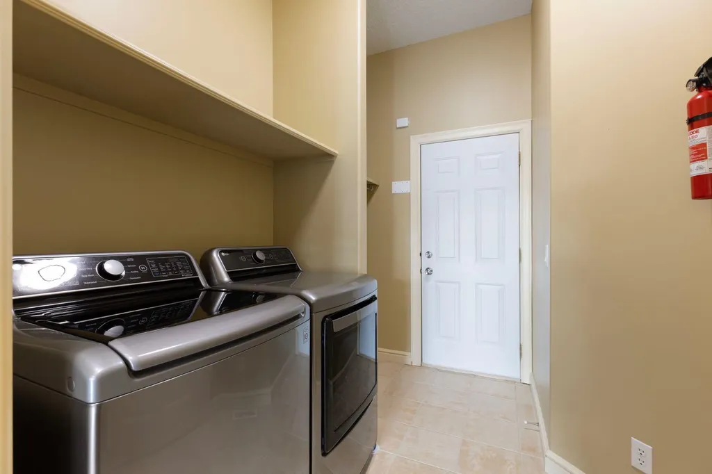 131 Gleneagles Terrace Cochrane AB T4C 1W6