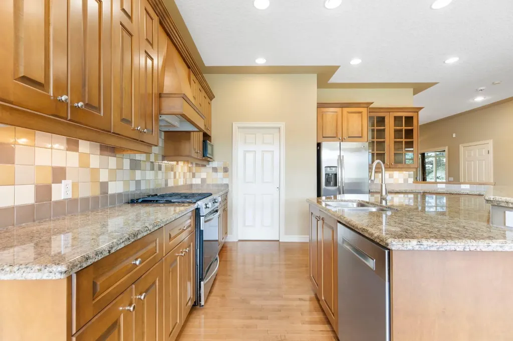 131 Gleneagles Terrace Cochrane AB T4C 1W6
