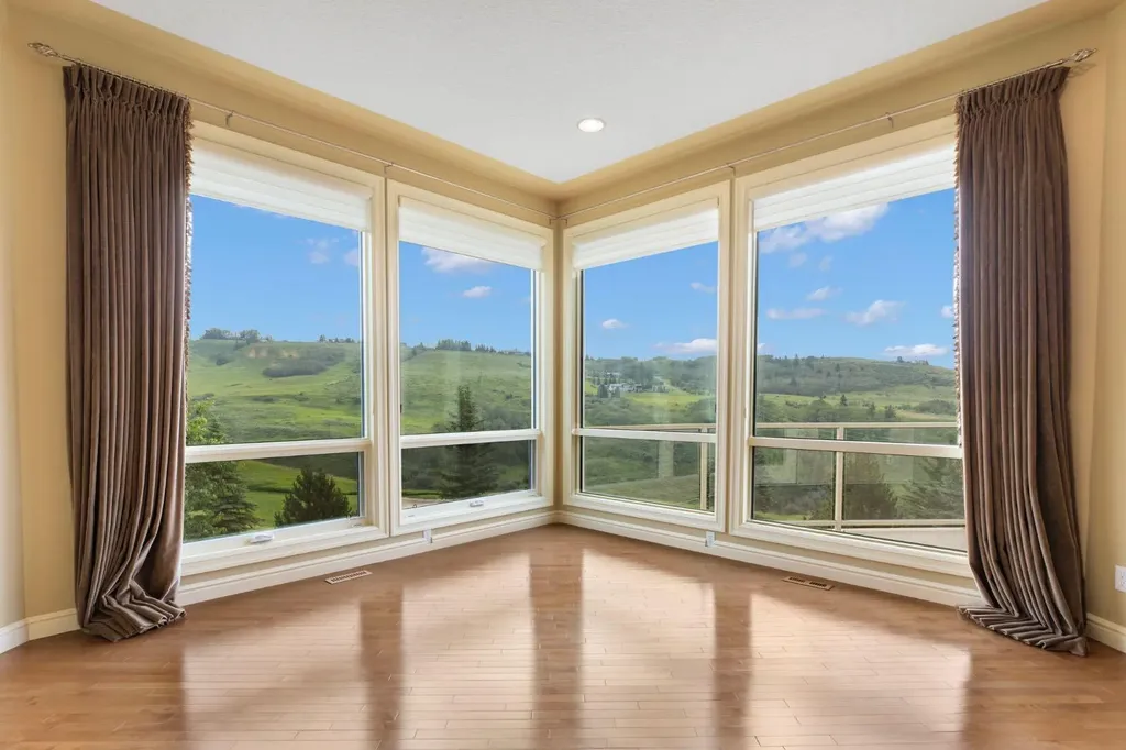 131 Gleneagles Terrace Cochrane AB T4C 1W6
