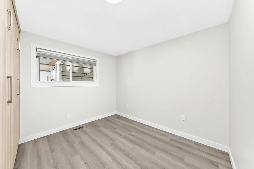 3319 Radcliffe Drive SE Calgary AB T2A 5X3