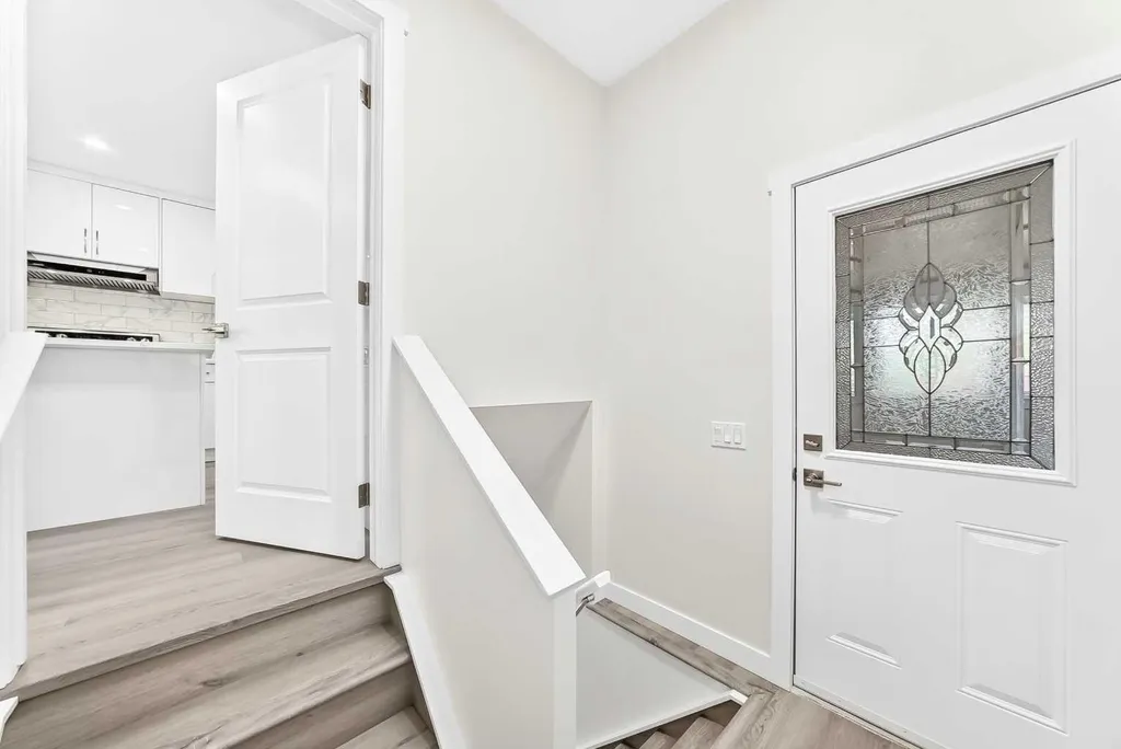 3319 Radcliffe Drive SE Calgary AB T2A 5X3