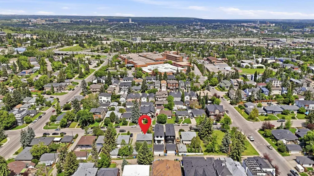 2119 22 Avenue SW Calgary AB T2T 0S6