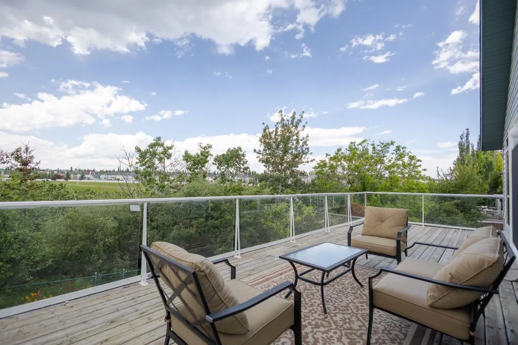 106 Arbour Ridge Close NW Calgary AB T3G4M5