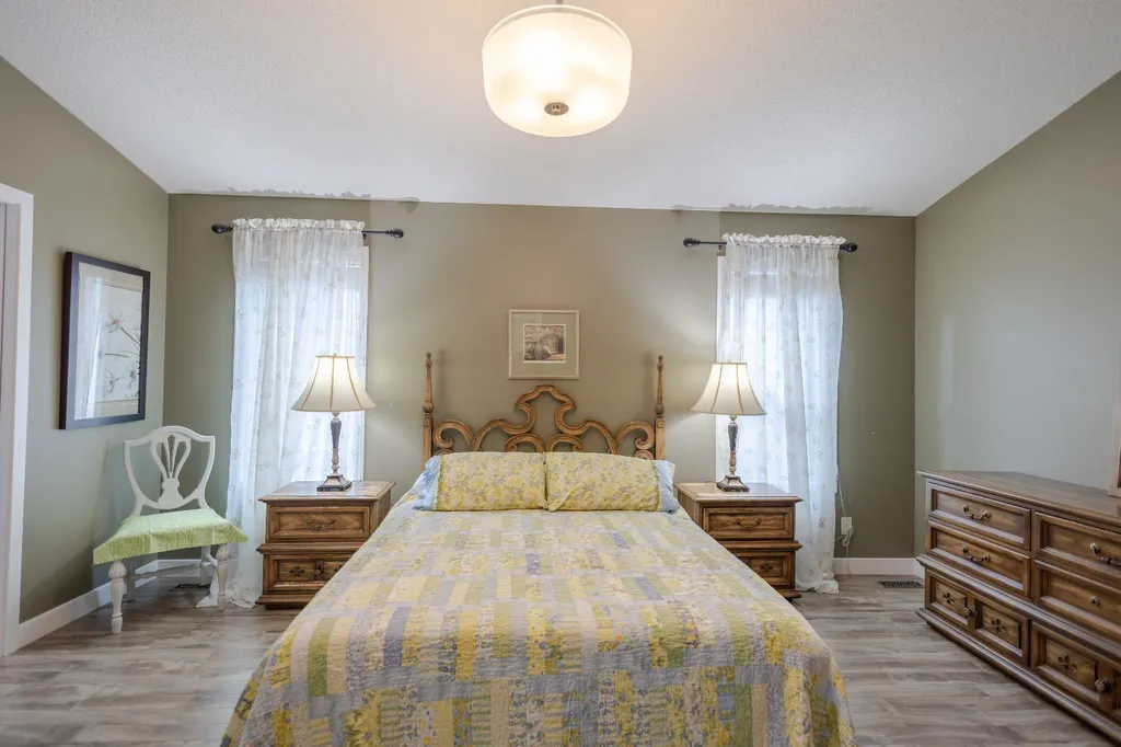 106 Arbour Ridge Close NW Calgary AB T3G4M5