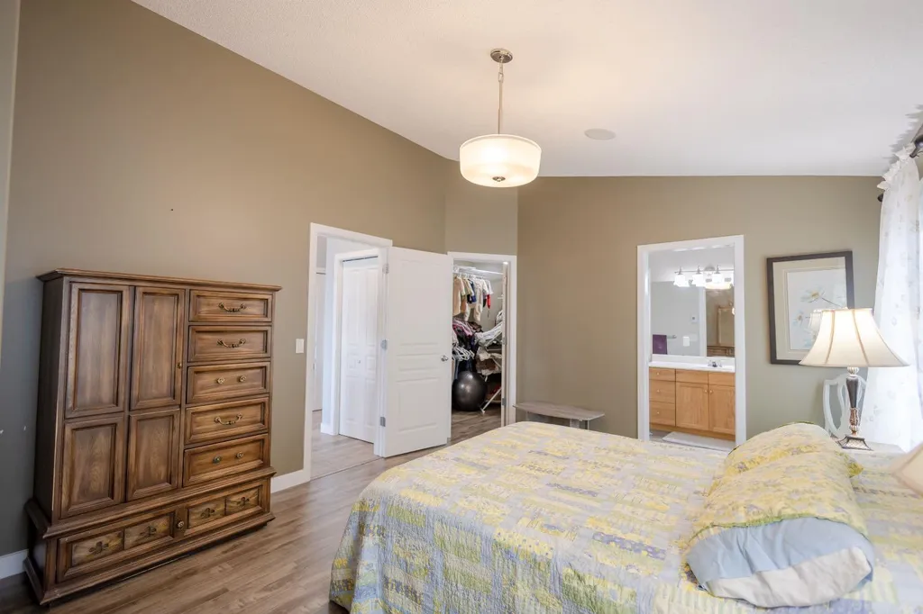 106 Arbour Ridge Close NW Calgary AB T3G4M5