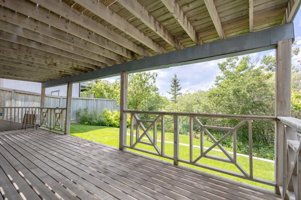 106 Arbour Ridge Close NW Calgary AB T3G4M5