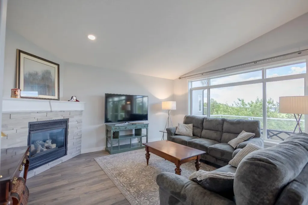 106 Arbour Ridge Close NW Calgary AB T3G4M5