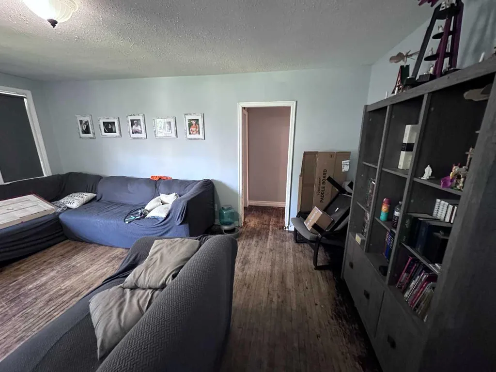 225 2 Avenue W Cardston AB T0K0K0