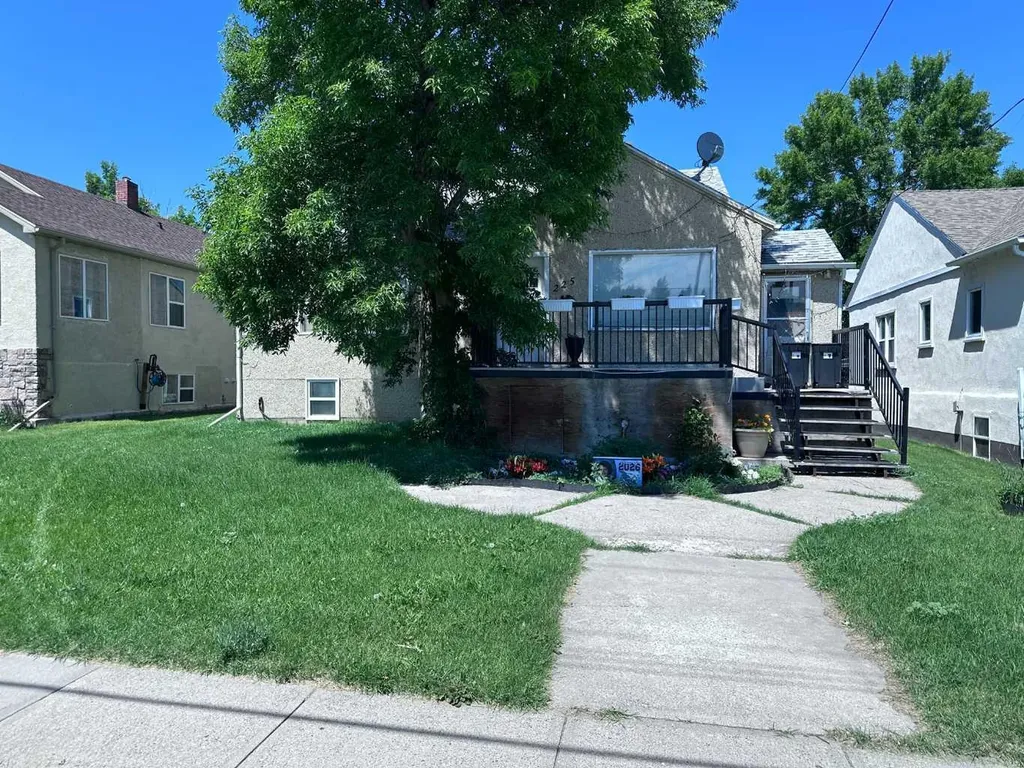 225 2 Avenue W Cardston AB T0K0K0