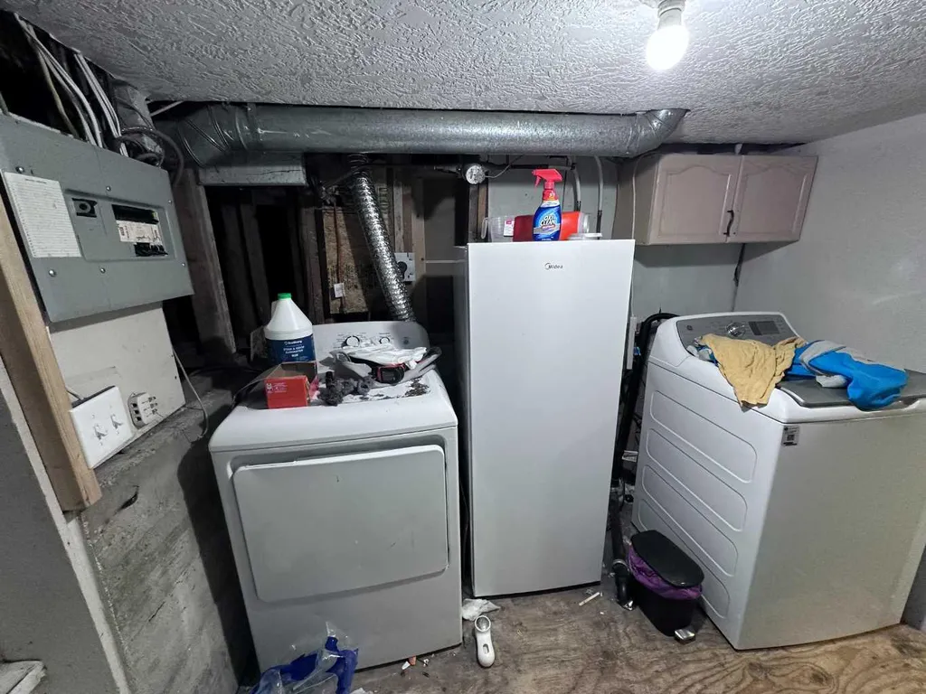 225 2 Avenue W Cardston AB T0K0K0