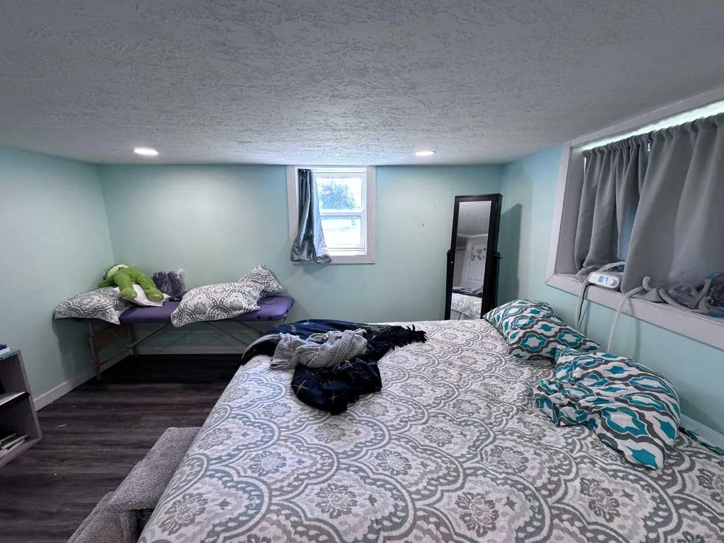 225 2 Avenue W Cardston AB T0K0K0
