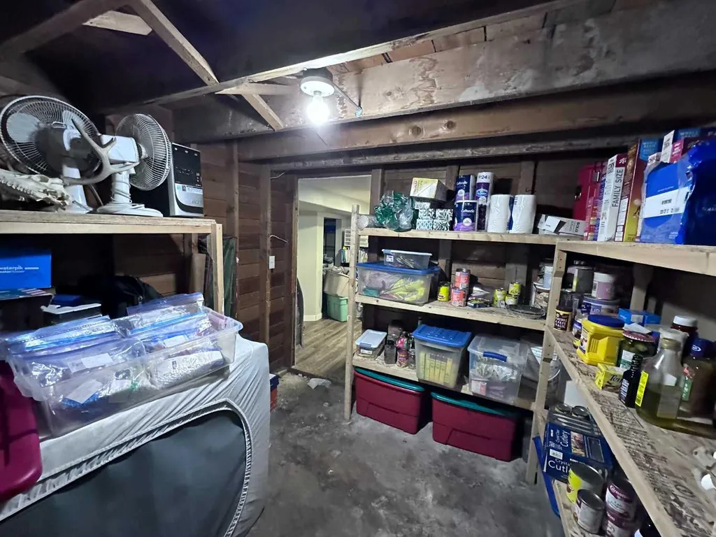 225 2 Avenue W Cardston AB T0K0K0