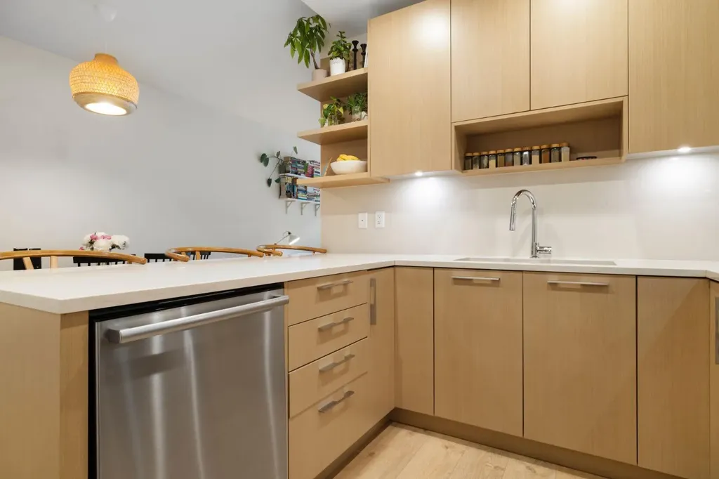 88 9 Street NE Calgary AB T2E 4E1