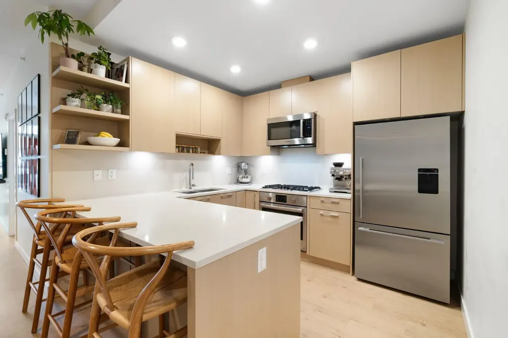 88 9 Street NE Calgary AB T2E 4E1
