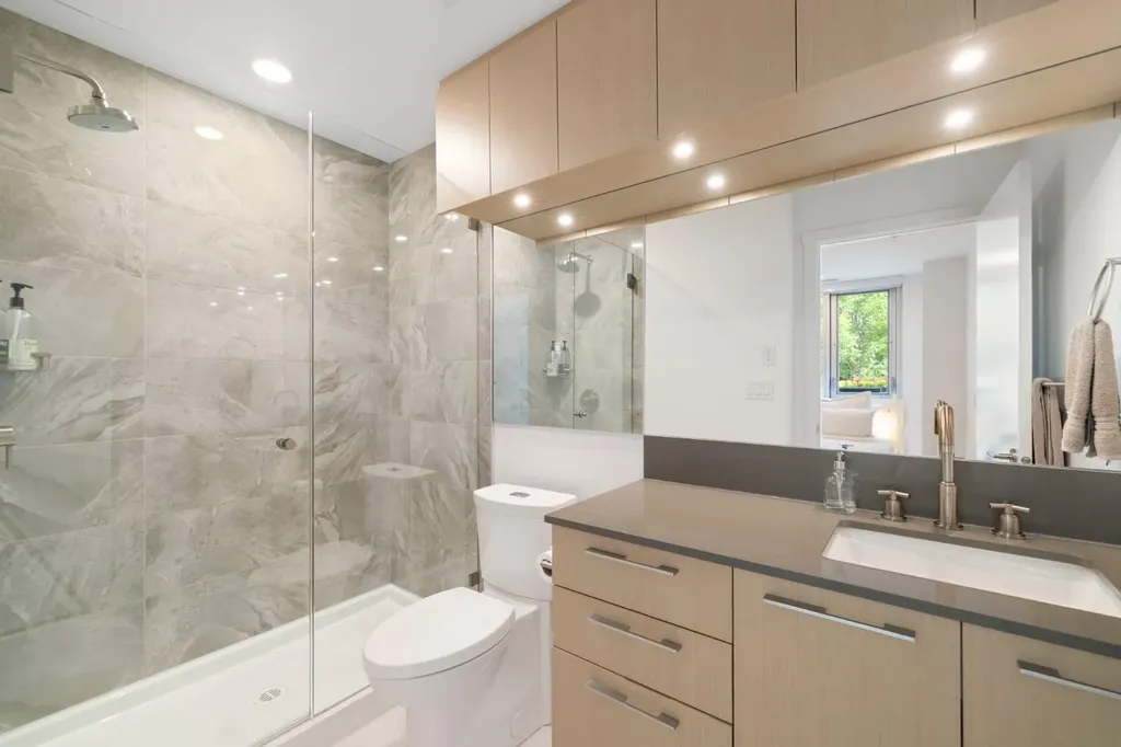 88 9 Street NE Calgary AB T2E 4E1