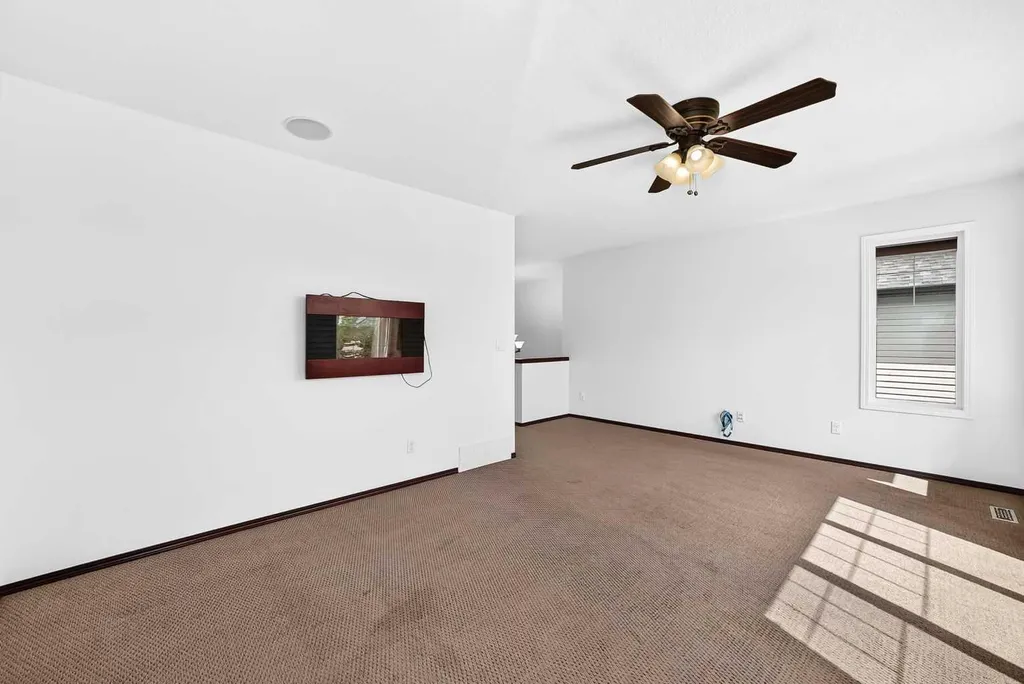 2275 Brightoncrest Common SE Calgary AB T2Z 1E8