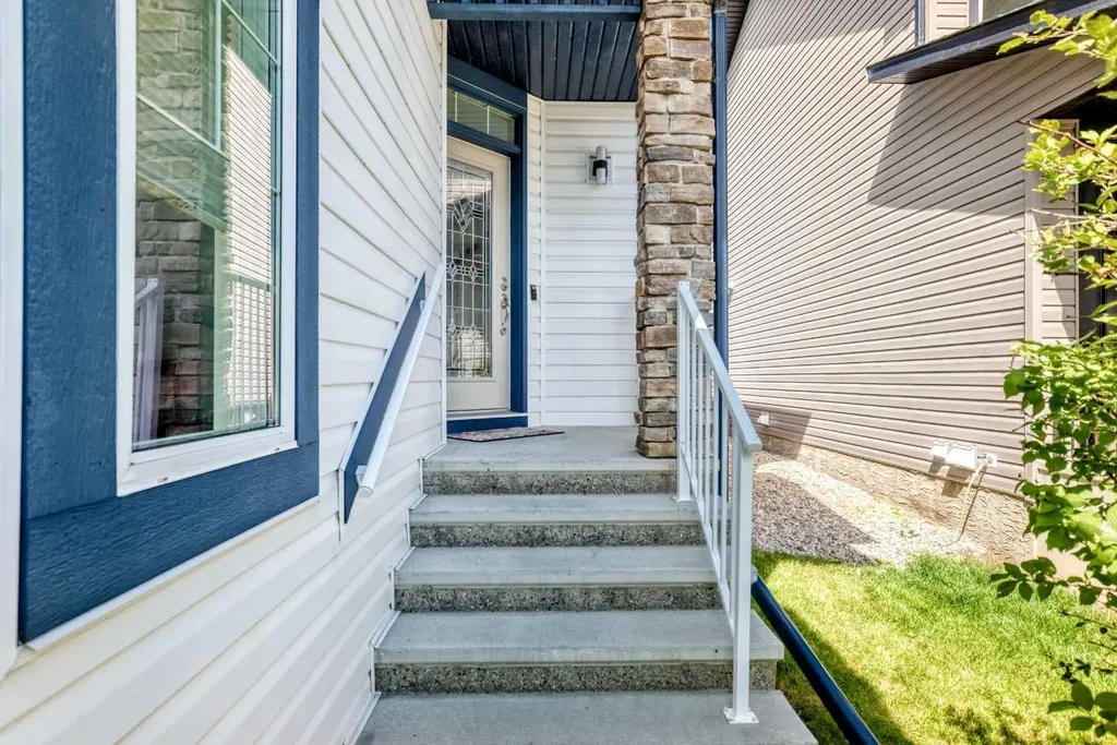 2275 Brightoncrest Common SE Calgary AB T2Z 1E8