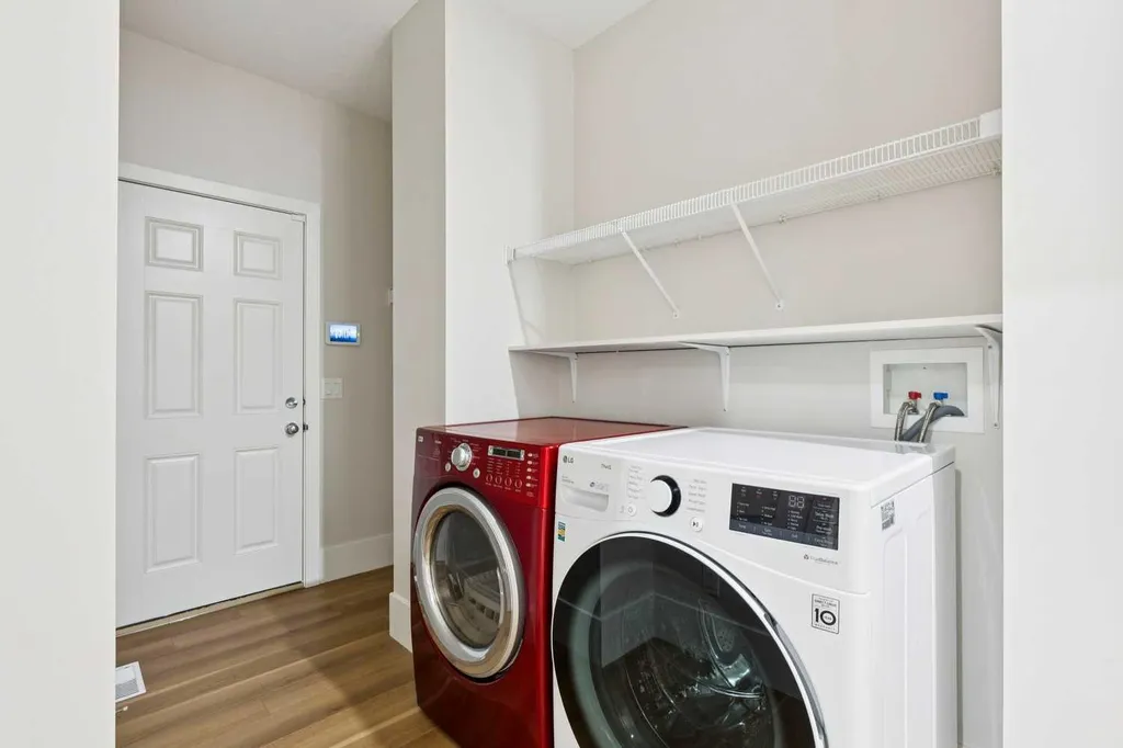 257 Cougartown Circle SW Calgary AB T3H 0A2