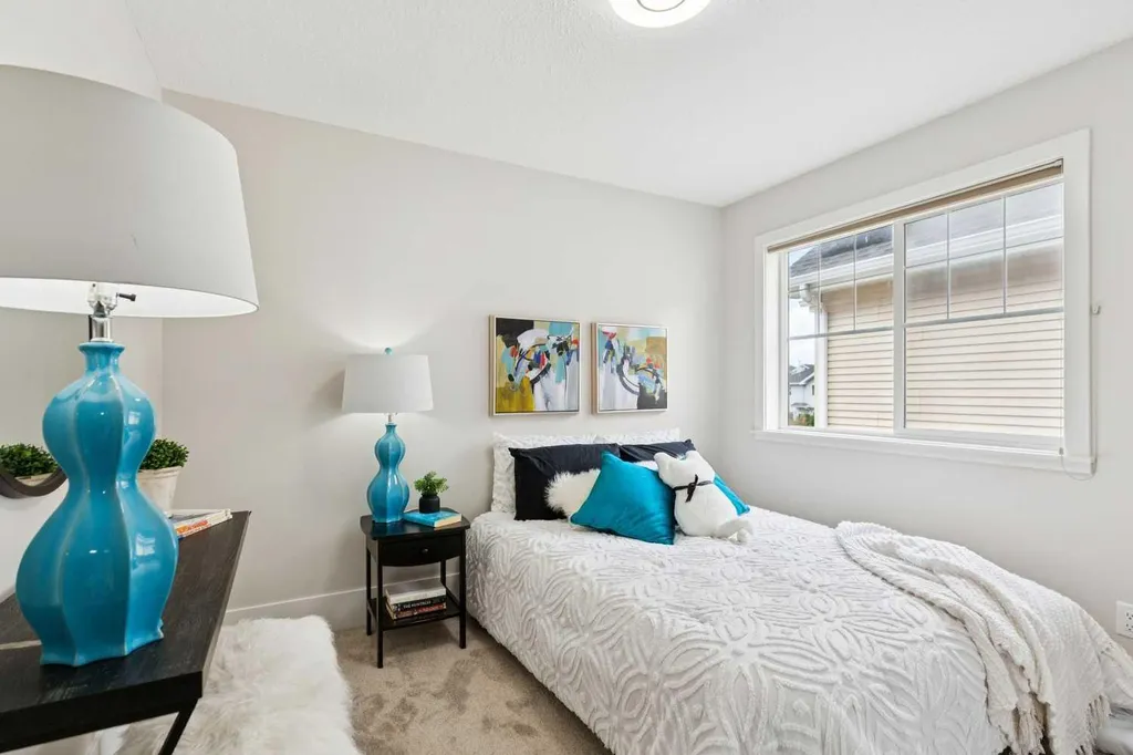 257 Cougartown Circle SW Calgary AB T3H 0A2