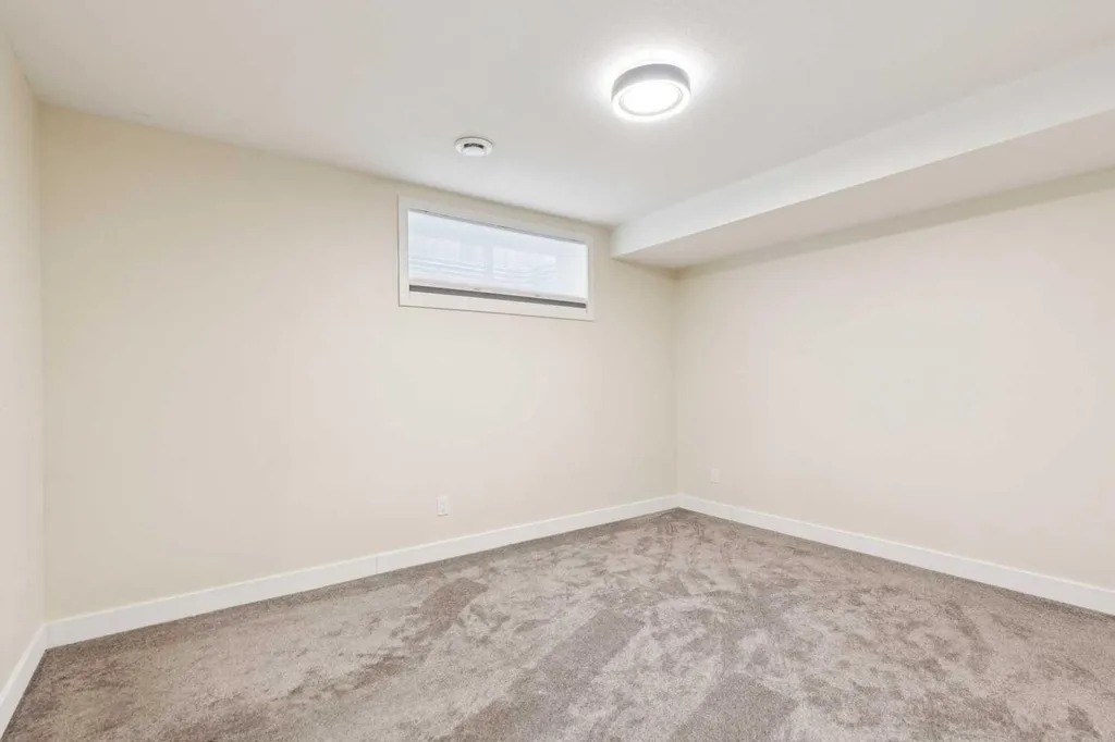 257 Cougartown Circle SW Calgary AB T3H 0A2
