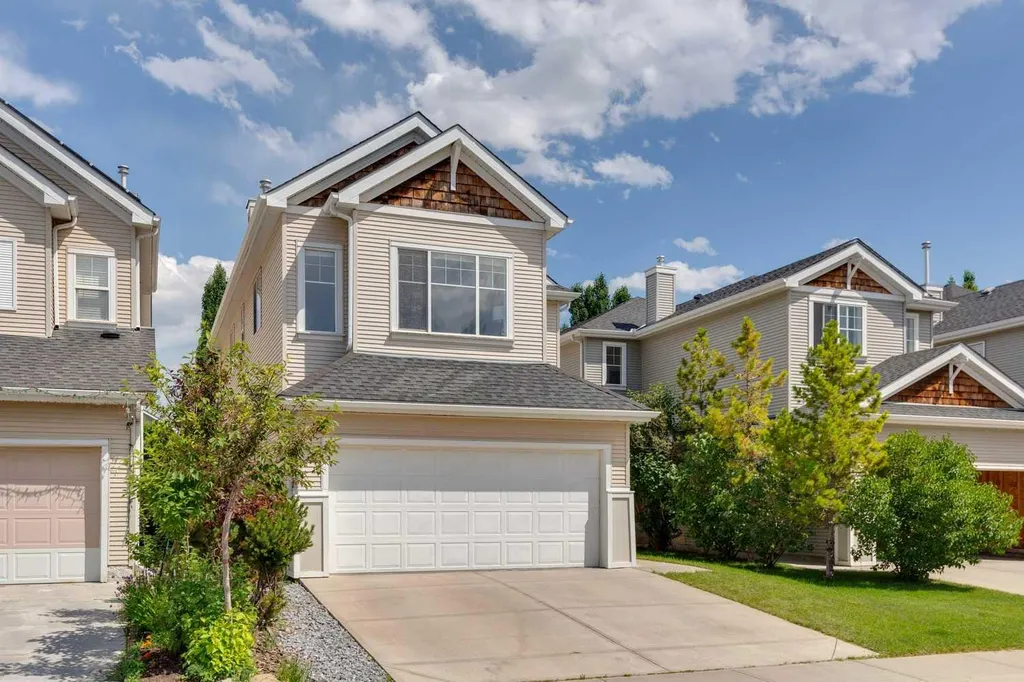 257 Cougartown Circle SW Calgary AB T3H 0A2