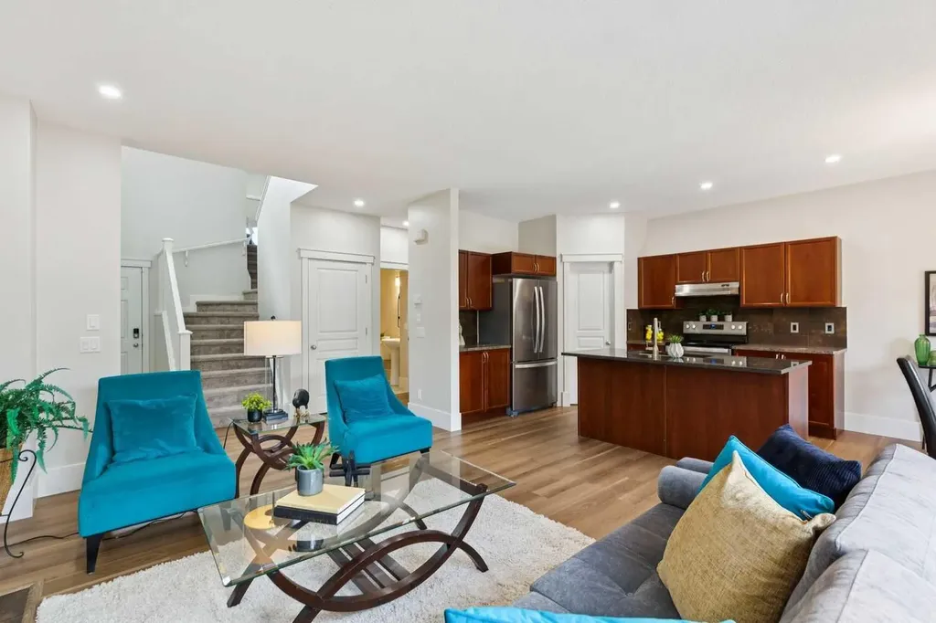 257 Cougartown Circle SW Calgary AB T3H 0A2