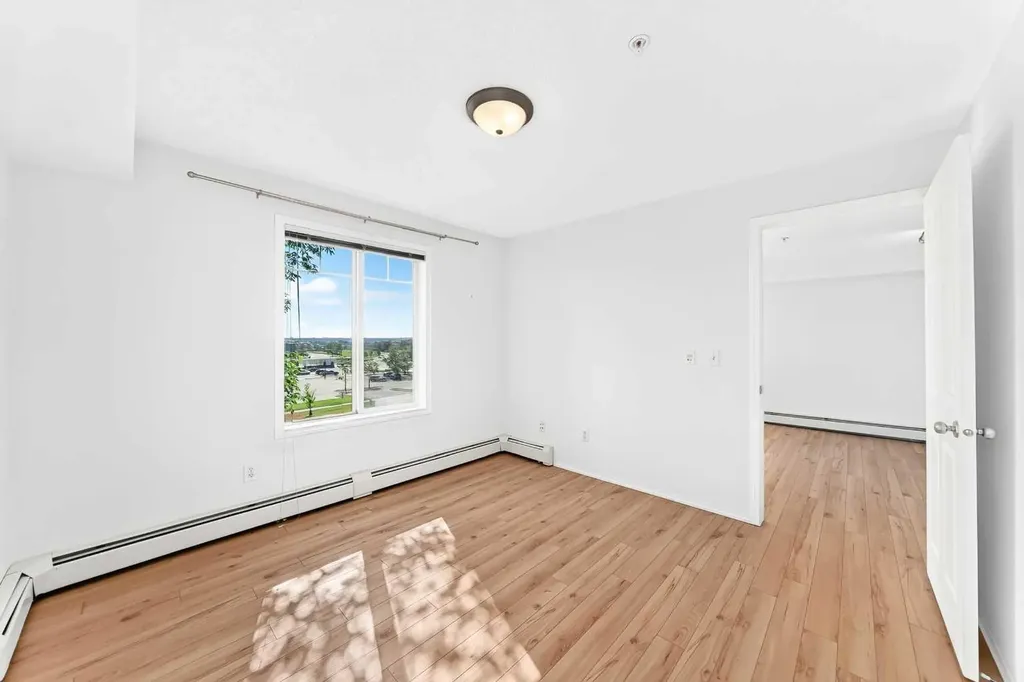 70 Panamount Drive NW Calgary AB T3K 6K6