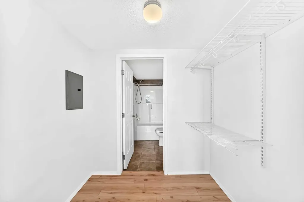 70 Panamount Drive NW Calgary AB T3K 6K6