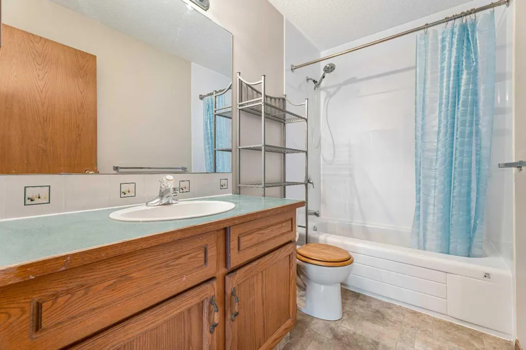 14 Easterbrook Place SE Airdrie AB T4B 2H2