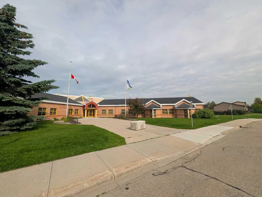 14 Easterbrook Place SE Airdrie AB T4B 2H2