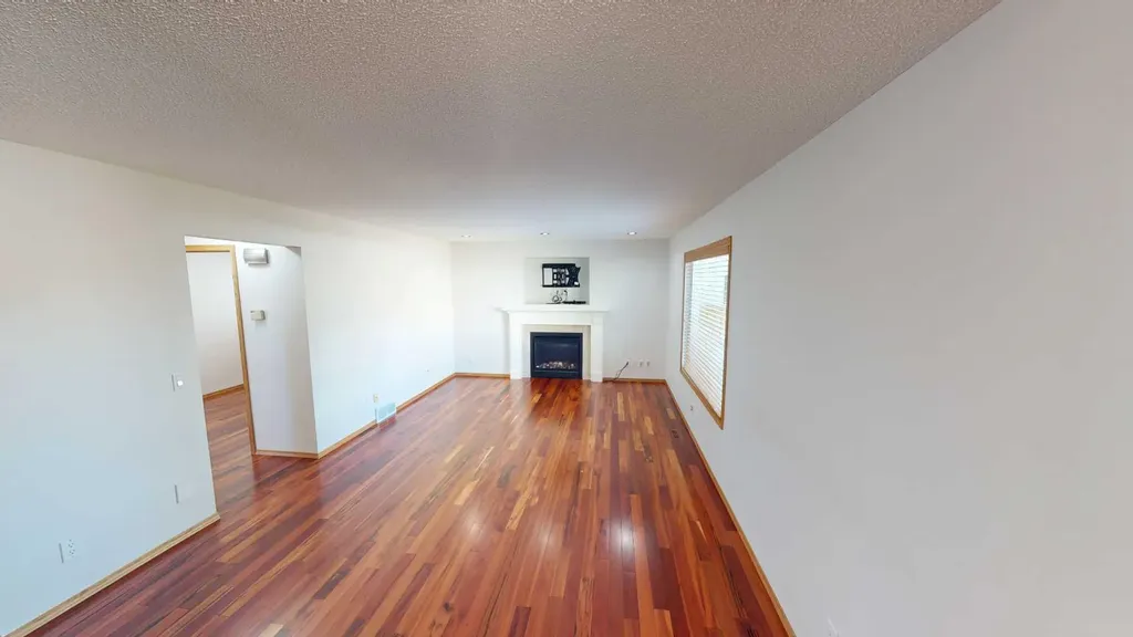 60 Sunmeadows Court SE Calgary AB T2X 3H5