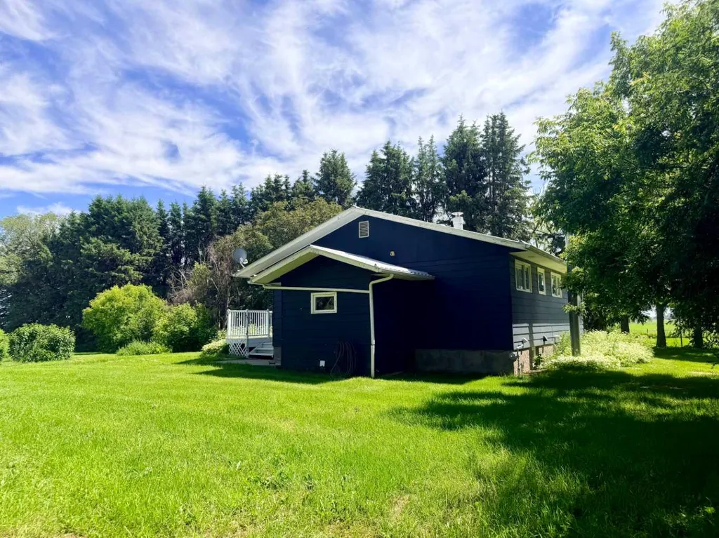 40108 Range Road 35 Rural Lacombe County AB T0M 0X0