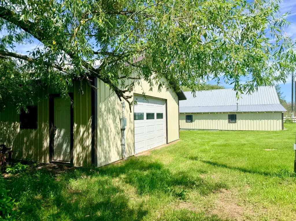 40108 Range Road 35 Rural Lacombe County AB T0M 0X0