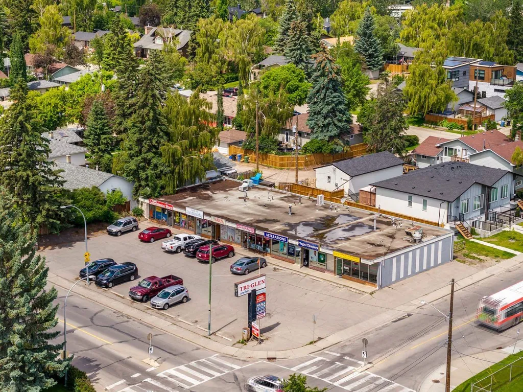 4520 26 Avenue SW Calgary AB T3E0P9