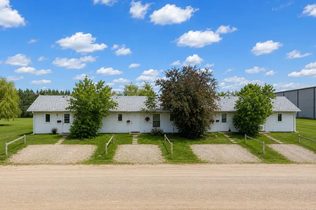 325 Homestead Place St. Walburg SK S0M2T0