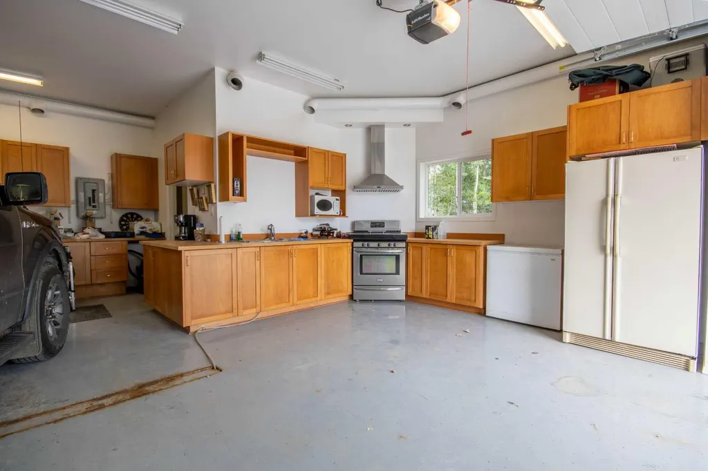 33052 Range Road 52 Rural Mountain View County AB T0M 1X0