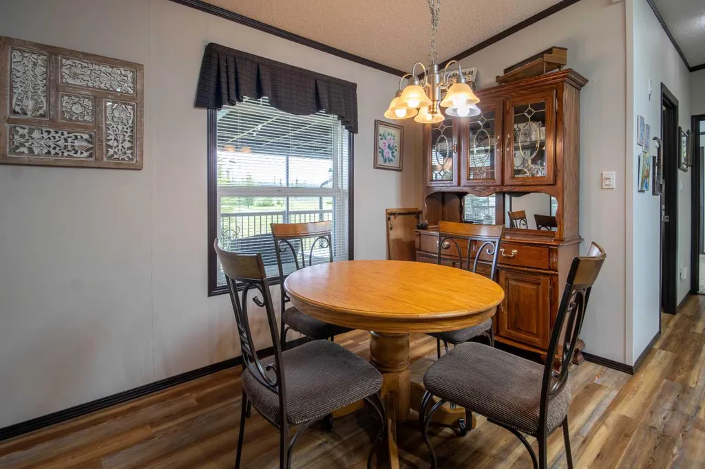 33052 Range Road 52 Rural Mountain View County AB T0M 1X0