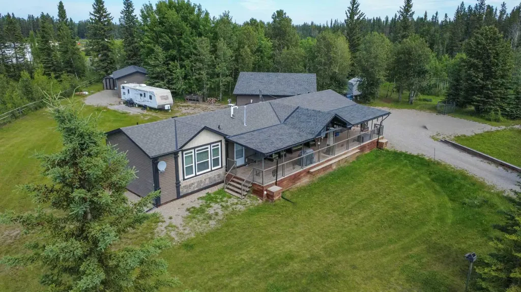 33052 Range Road 52 Rural Mountain View County AB T0M 1X0