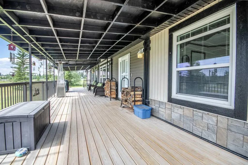 33052 Range Road 52 Rural Mountain View County AB T0M 1X0