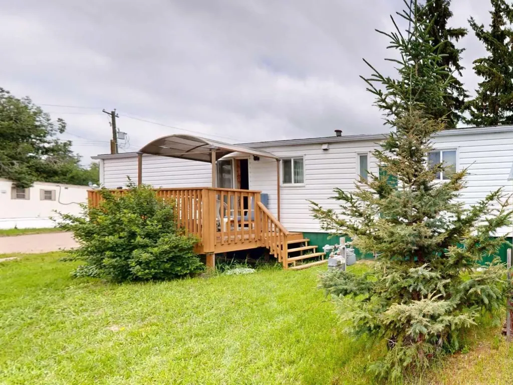 4822 58 Street Stettler AB T4K1B6