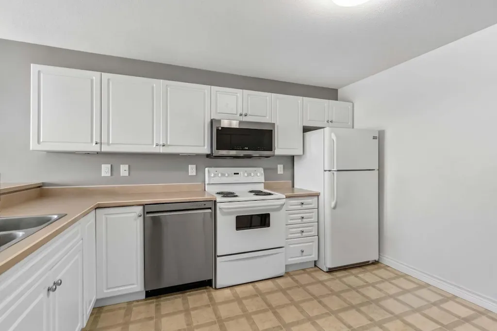 249 Gregoire Drive Fort Mcmurray AB T9H 4G7