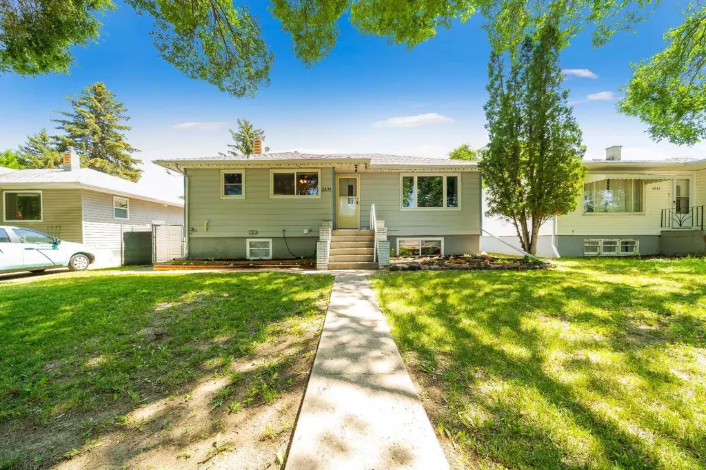 2631 16 Avenue SE Medicine Hat AB T1A 3T6