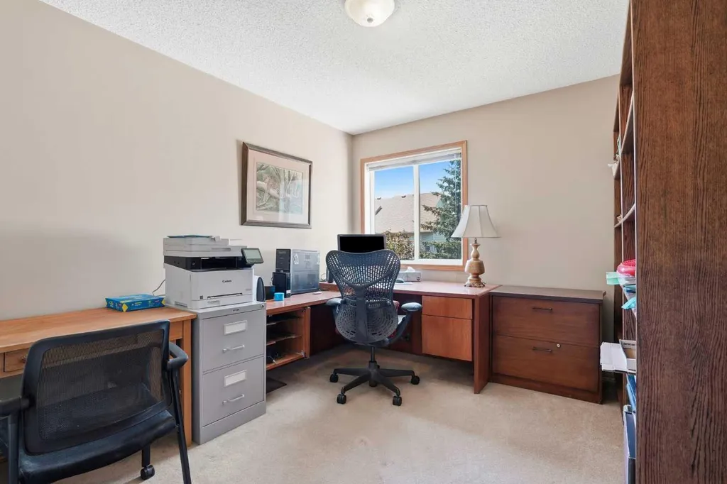 5 Sheep River Link Okotoks AB T1S 1S2