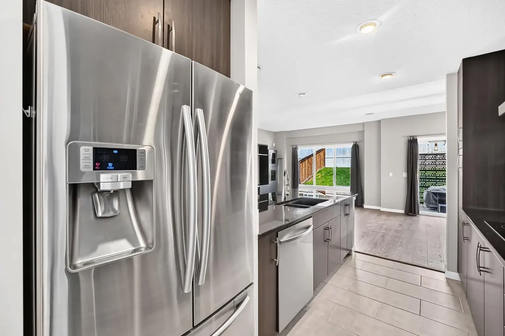 135 Evansridge Crescent NW Calgary AB T3P 0J3