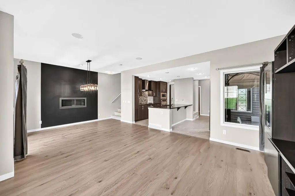 135 Evansridge Crescent NW Calgary AB T3P 0J3