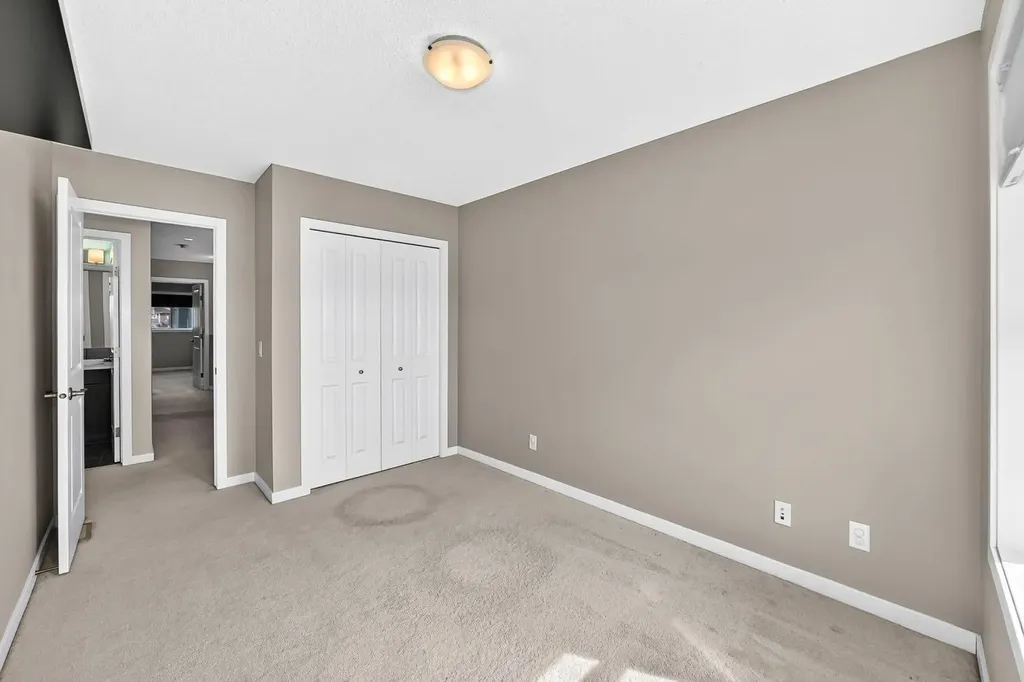 135 Evansridge Crescent NW Calgary AB T3P 0J3
