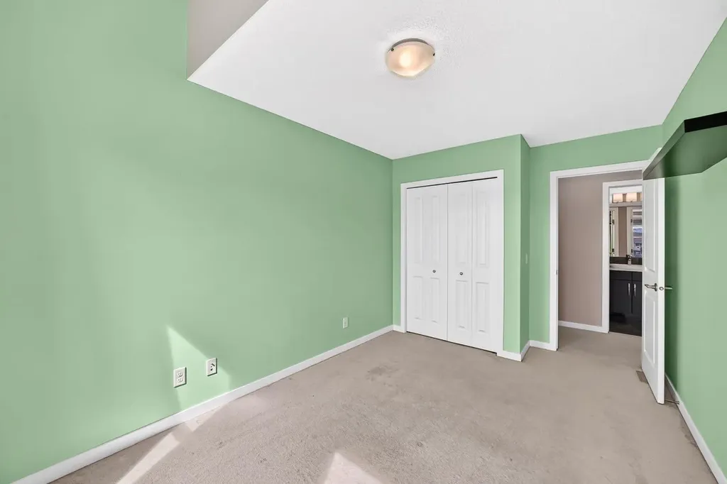 135 Evansridge Crescent NW Calgary AB T3P 0J3