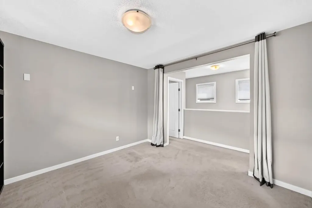 135 Evansridge Crescent NW Calgary AB T3P 0J3