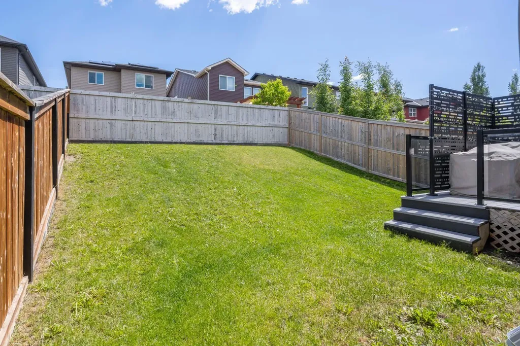 135 Evansridge Crescent NW Calgary AB T3P 0J3