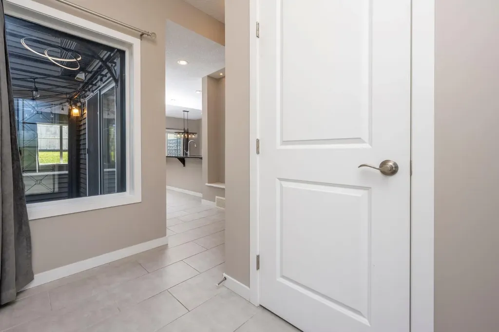 135 Evansridge Crescent NW Calgary AB T3P 0J3